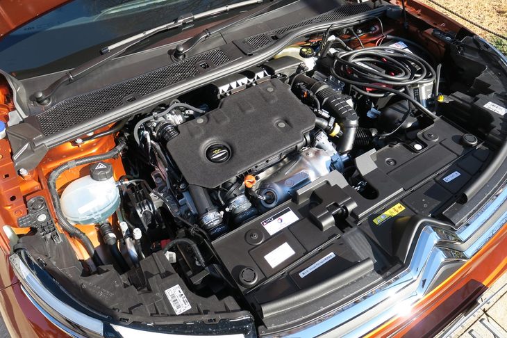 シトロエンC4シャイン（エンジン）