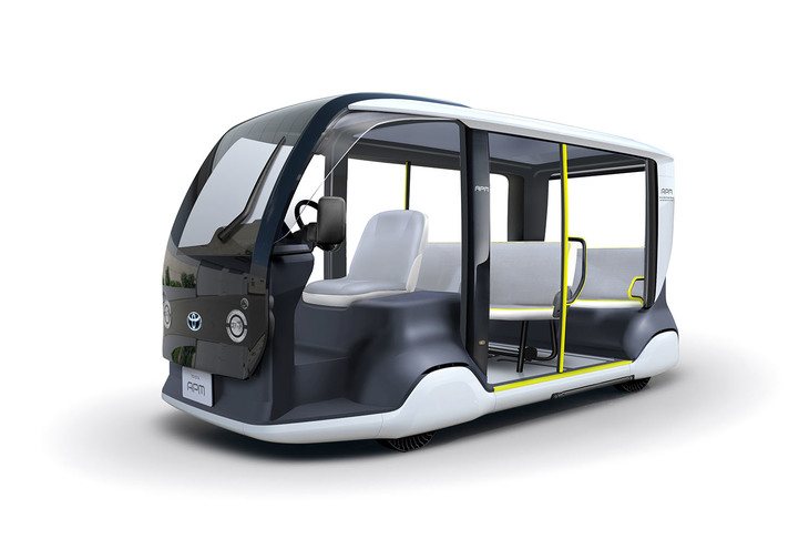 「トヨタAPM」は2020年の東京オリンピック・パラリンピックの会場で運用される予定の小型電気自動車だ。