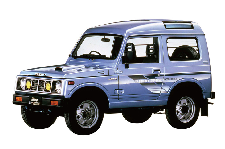 初めて4サイクルのターボエンジンが設定されたJA71型。写真は盛り上がったルーフ形状が特徴の「パノラミックルーフ」。