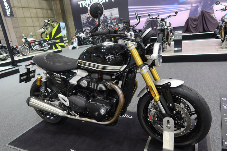 トライアンフ・スピードツイン1200RS