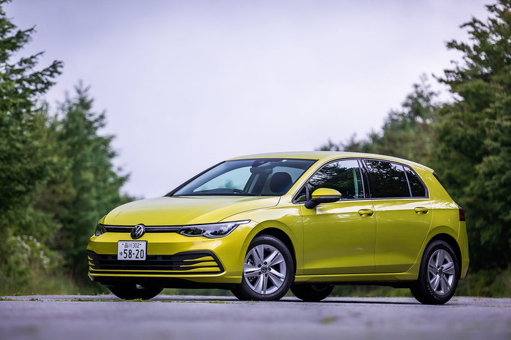 新型「フォルクスワーゲン・ゴルフ」は、2021年6月15日に日本導入が発表された。1974年にデビューした初代モデルから数えて8代目にあたる。