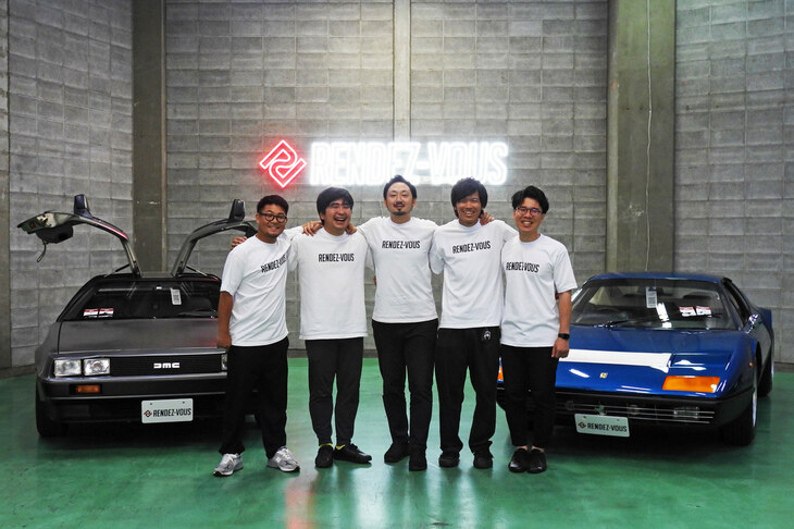 ランデヴーのスタッフ。浅岡CEOを含め、半数がカーシェアリングサービス「Anyca」を提供するDeNAや、メルカリの出身者となっている。