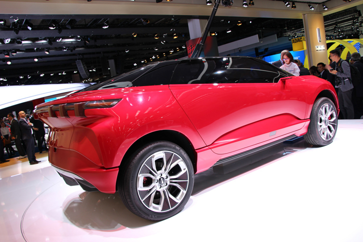 「WEY XEV」はプラグインハイブリッドのSUVコンセプト。