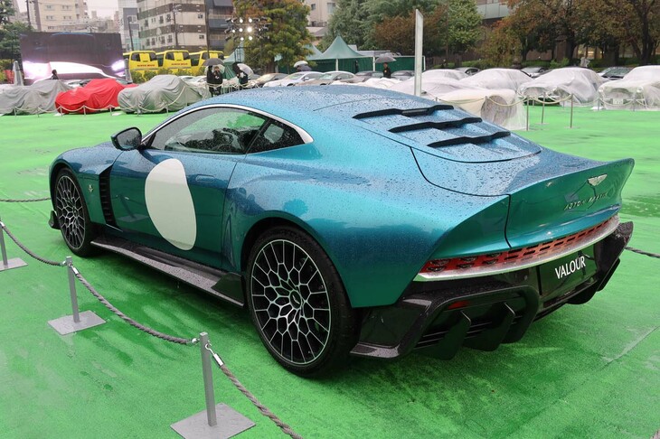 アストンマーティン・ヴァラー