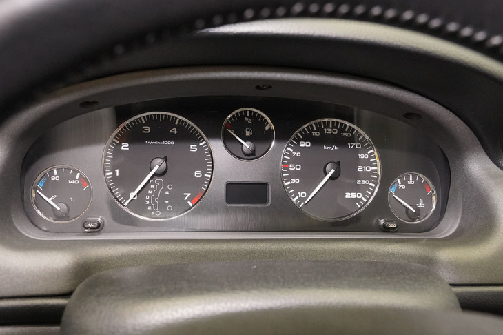 プジョー406クーペ／原工房