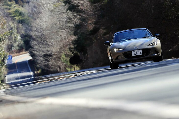 今回の改良では、ADASとしてアダプティブクルーズコントロールを初採用。ただ、そのためのレーダー等の搭載により、重量はやや増加してしてしまった。