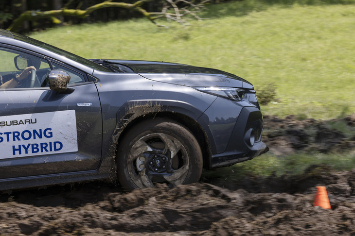 スバル・クロストレック プレミアムS：HEV EX プロトタイプ