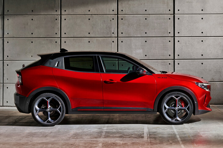 アルファ・ロメオ・ミラノ（サイド）