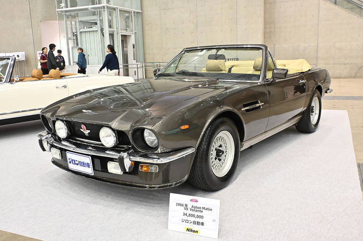 アストンマーティンV8ヴォランテ（1986年）／ジロン自動車