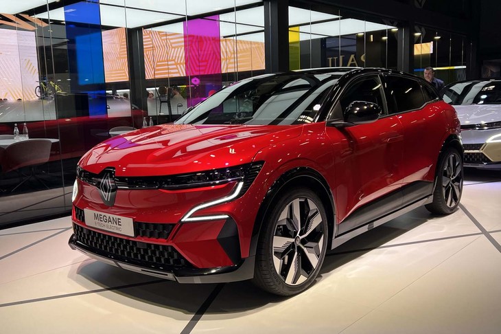 ルノー・メガーヌE-TECHエレクトリック