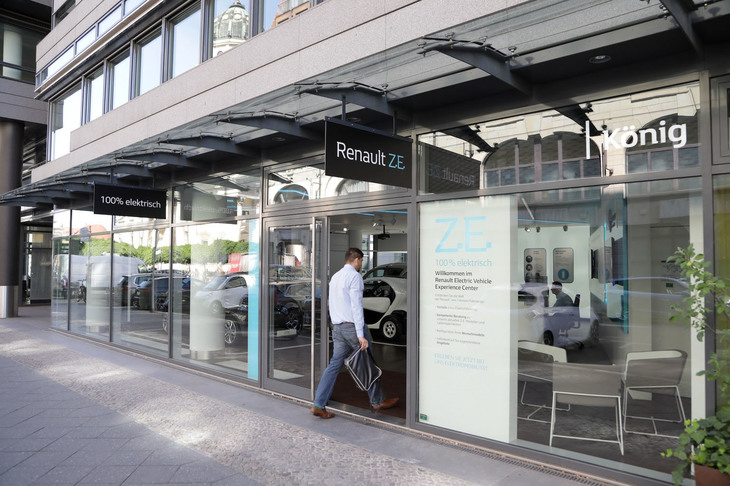 ルノーのEVに特化したショールームとして、2018年にベルリンにオープンしたエレクトリック・ビークル・エクスペリエンス・センター。