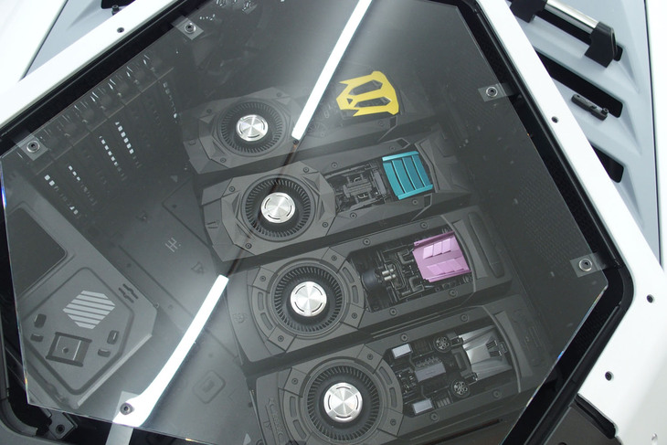 ウラカンSTOタイムチェイサー_111100（エンジンフード）