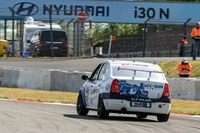 効果があるんだかないんだかよくわからないけど、羽根が付くだけで少しは速そうに見え……ませんか？