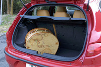 アルファロメオ147 2.0ツインスパーク セレスピード 5ドア（5MT ATモード付き）【ブリーフテスト】の画像