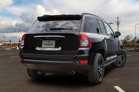 ジープの3モデルに装備充実の特別仕様車の画像