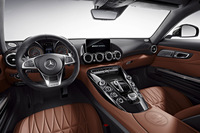 カーボンパーツが目印の特別な「メルセデスAMG GT」が登場の画像