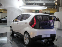 ピニンファリーナの“家風”にしたがったクリーンなデザイン。