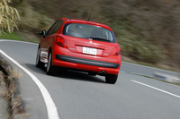 プジョー207Cielo（FF/4AT）／207GT（FF/5MT）【試乗記】の画像