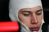 中嶋悟監督から、F1で元チームメイトだった故アイルトン・セナに似ているといわれたロイク・デュバル。本当に似ているのかどうか知りたい人は、彼がPIAANAKAJIMAのシートを獲得したら是非サーキットで確認を。