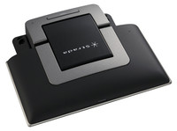 使用しないときは手前に電動で格納。視界の確保や盗難防止にも役立つ。