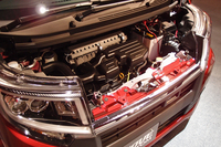 パワーユニットは、同社の「タント」で採用実績のあるエンジンが採用される。