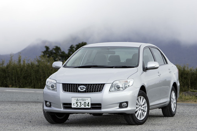 【スペック】全長×全幅×全高＝4410×1695×1460mm／ホイールベース＝2600mm／車重＝1190kg／駆動方式＝FF／1.8リッター直4DOHC16バルブ（136ps/6000rpm、17.9kgm/4400rpm）／価格＝233万1000円（テスト車＝263万8650円）