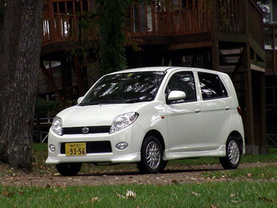 【スペック】全長×全幅×全高＝3395×1475×1550mm/ホイールベース＝2360mm/車重＝830kg/駆動方式＝FF/0.66リッター3気筒DOHC12バルブ（58ps/7600rpm、6.5kgm/4000rpm）/車両本体価格＝117.0万円（テスト車＝120.5万円）