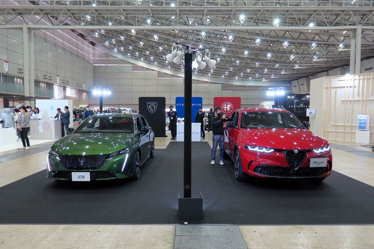 ステランティスの出展ブースの様子。