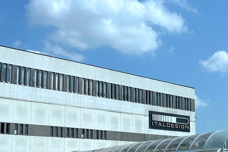 トリノ郊外モンカリエリのイタルデザイン本社屋。