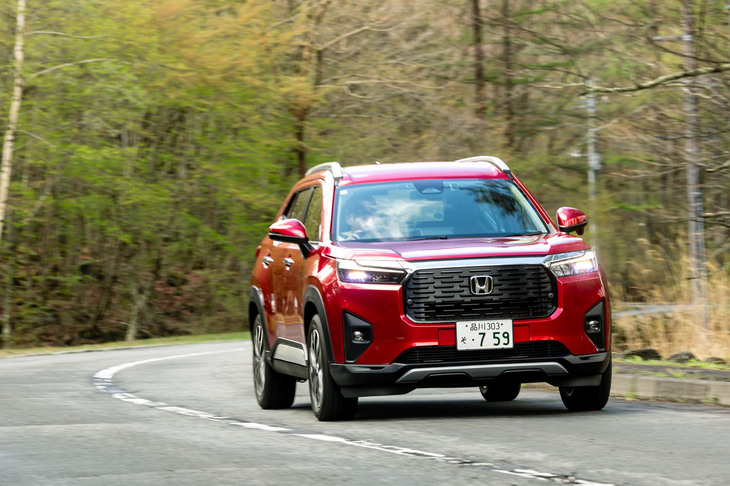 開発をタイが主導し、インドで生産される「ホンダWR-V」。日本での月販目標は3000台とされている。