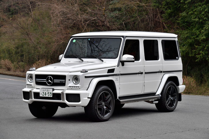 メルセデスAMG G63
	ボディーサイズ：全長×全幅×全高＝4575×1860×1950mm／ホイールベース：2850mm／車重：2590kg／駆動方式：4WD／エンジン：5.5リッターV8 DOHC 32バルブ ツインターボ／トランスミッション：7段AT／最高出力：571ps（420kW）/5500rpm／最大トルク：760Nm（77.5kgm）/1750-5250rpm／タイヤ：（前）275/50R20 （後）275/50R20／価格：1971万円