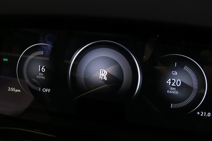 ロールス・ロイス・スペクター プロフェシー（液晶メーター）