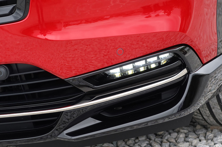 ホンダ・ヴェゼルe：HEV RS（フォグランプ）