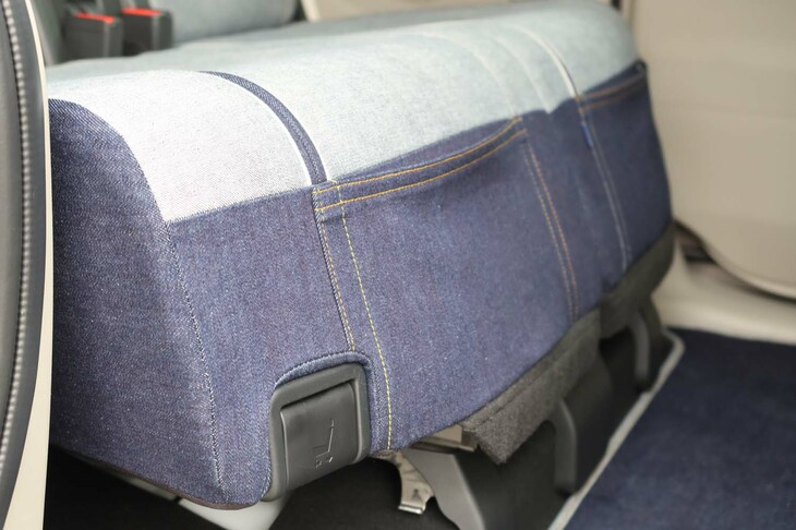 日産ルークスBEAMSカスタマイズド コンセプト（リアシート前面）