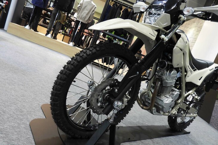 カワサキKLX230シェルパ