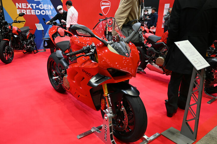 ドゥカティ・パニガーレV4 S