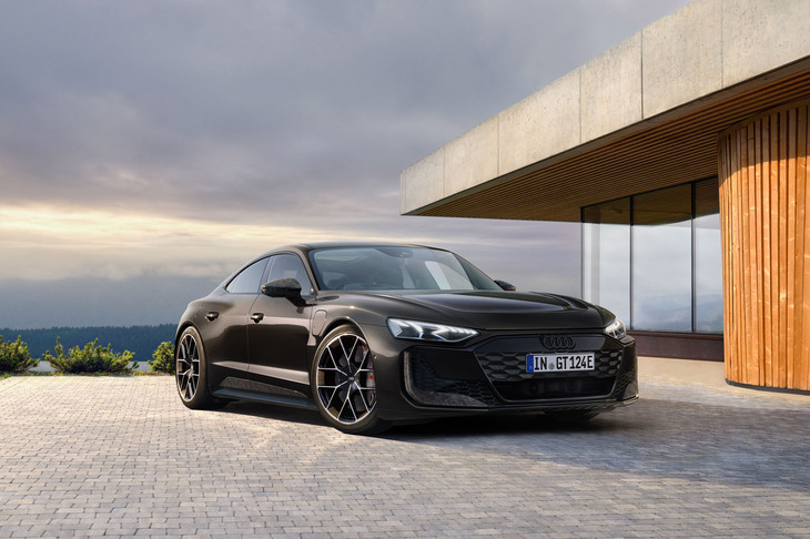 アウディRS e-tron GTパフォーマンス エクスクルーシブエディション