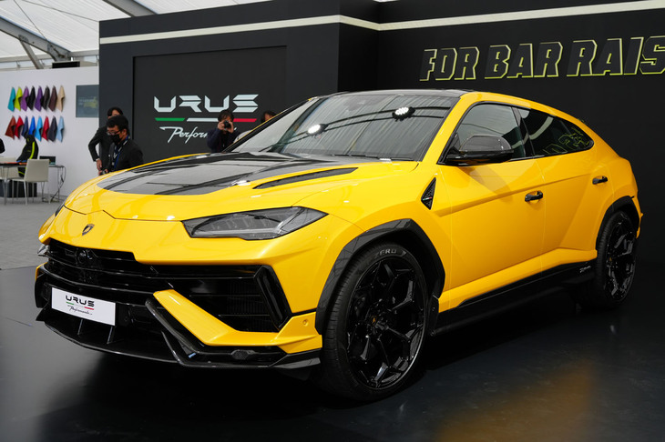 ランボルギーニ・ウルス ペルフォルマンテ