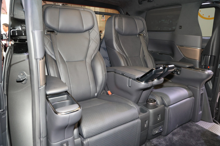 ヴェルファイア スぺーシャスラウンジ コンセプト