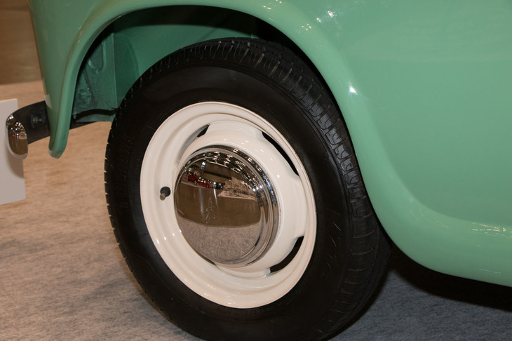 オースチンA35 2ドア サルーン（1959年）／MINI＆Bug