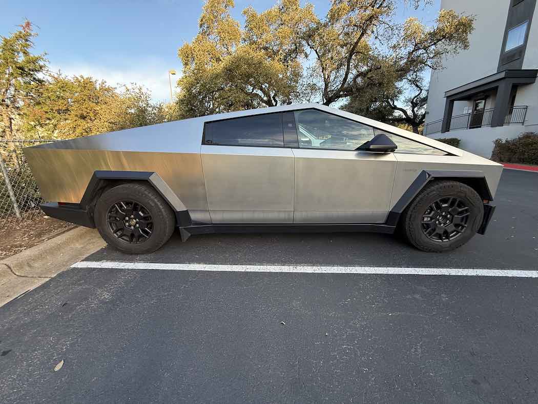 テキサスで大興奮！ 「ギガテキサス」「サイバートラック」「FSD