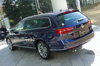 「TDI」などのバッジは装着されず、外観からディーゼルモデルと判断することは難しい。