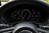 マツダが3列シートの新型SUV「CX-80」を発売　充実した装備を誇る新たな旗艦モデルの画像