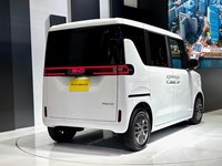 駆動用バッテリーはショートレンジとロングレンジの2タイプが用意されるとのこと。価格やスペックが気になるところだ。