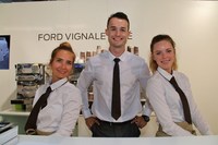 ヴィニャーレの名は、かつてイタリアに存在したカロッツェリアに由来する。ということで、2年前の発表のときと同様に、エスプレッソコーヒーのカウンターが。