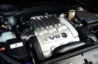 写真の左右上に、ハイドロ用のスフィアが見える。