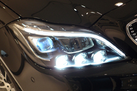 「マルチビームLEDヘッドライト」が全車で標準装備に。