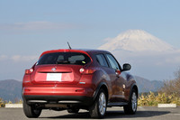 【テスト車のオプション装備】
キセノンヘッドランプ＝6万3000円／バックビューモニター＋カーウイングスナビゲーションシステム＋ETCユニット＋ステアリングスイッチ＝30万9750円／インテリジェントキー＋プッシュスターター＋電動格納式リモコンカラードドアミラー＋Sパック＋エンジンイモビライザー＝13万6500円