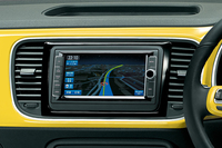 VW、レザー内装の「ザ・ビートル」の装備を強化の画像