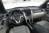 「リアビューカメラ＆リバース・センシングシステム」は標準で装備される。ただし、ナビゲーションシステムは付かない。
